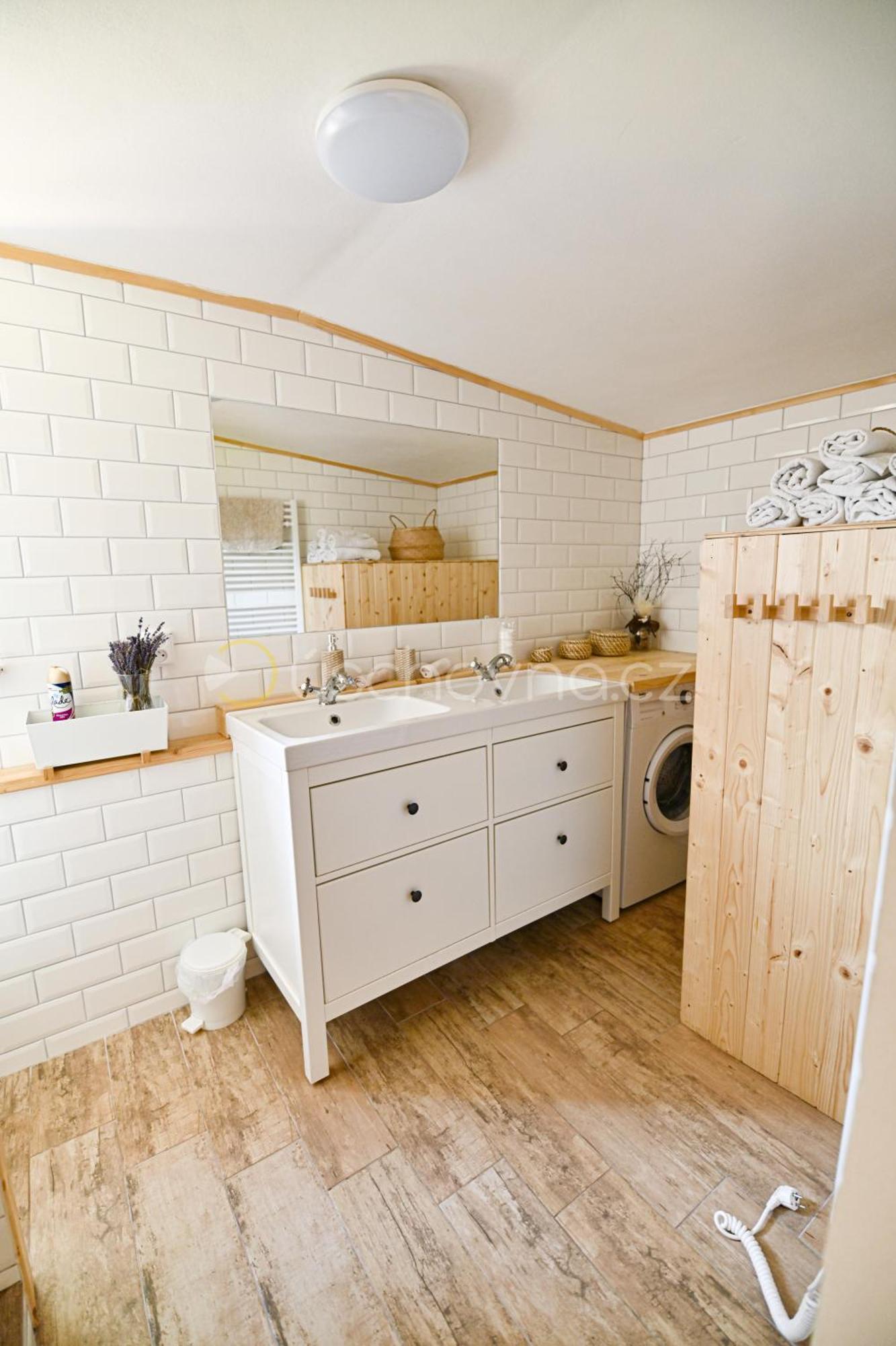Chaloupka Ruzenka Ii Holiday home Arnoltice u Decina